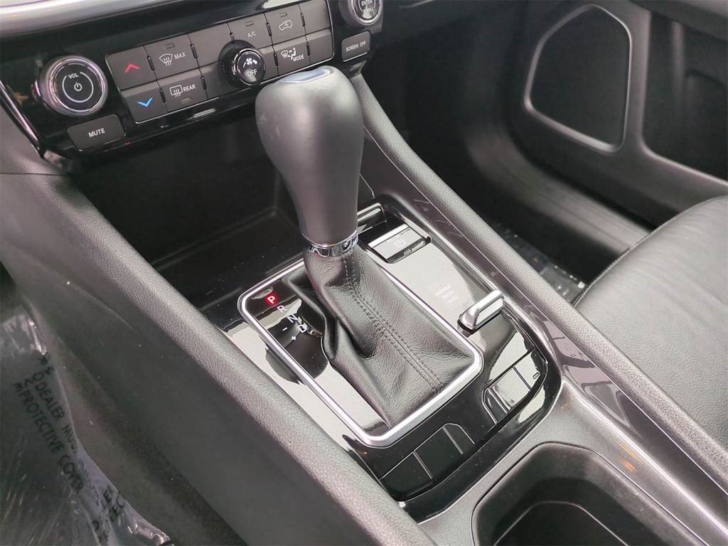 Thumbnail: 2022 Jeep Compass - 15