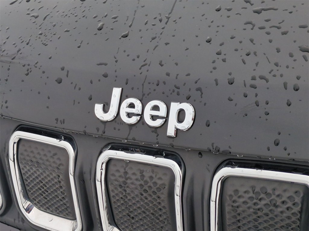 Thumbnail: 2022 Jeep Compass - 7