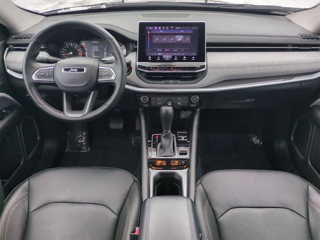 Thumbnail: 2022 Jeep Compass - 9