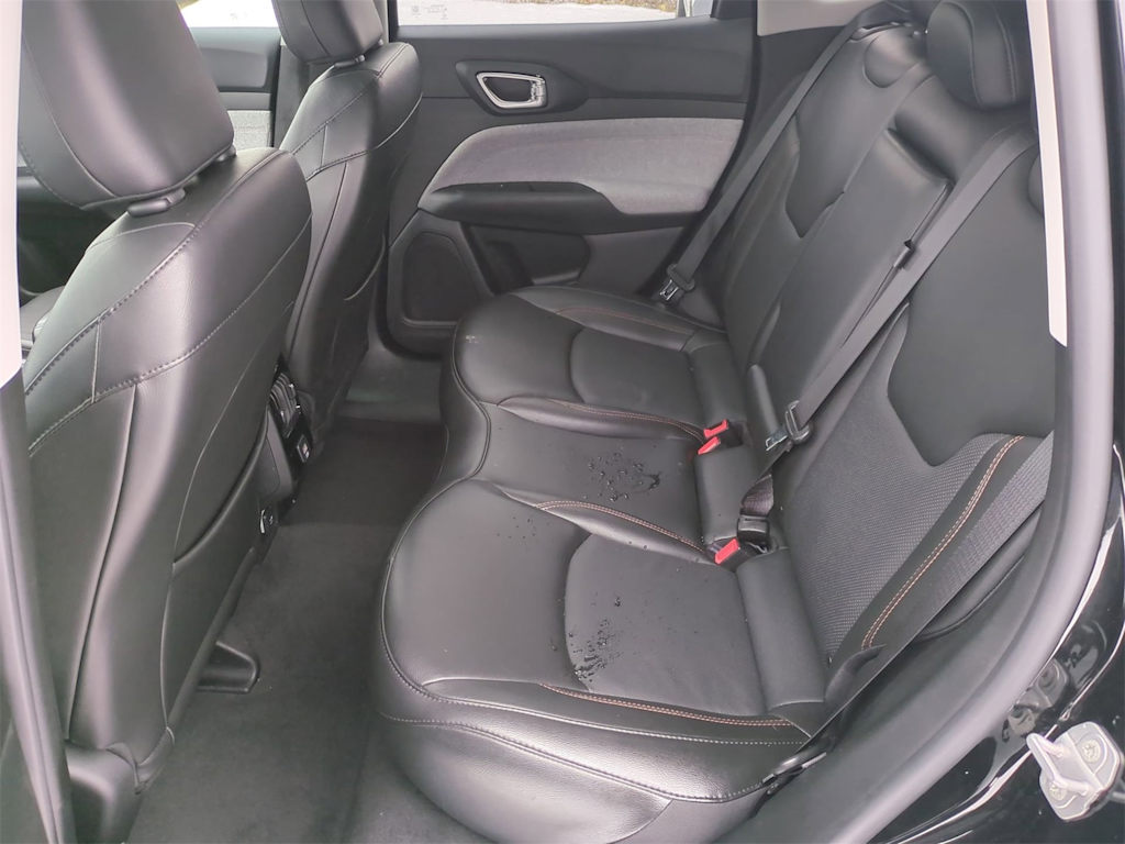 Thumbnail: 2022 Jeep Compass - 12