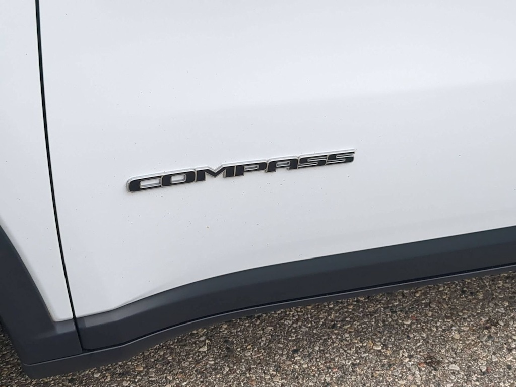 Thumbnail: 2023 Jeep Compass - 24