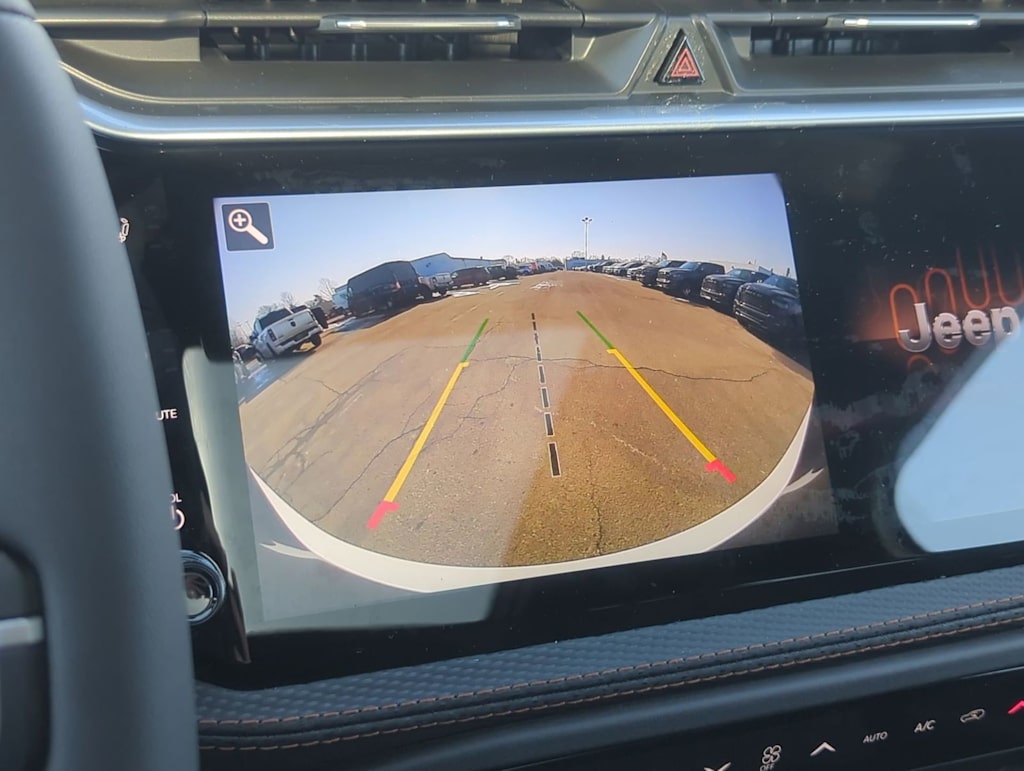 Thumbnail: 2026 Jeep Cherokee - 34