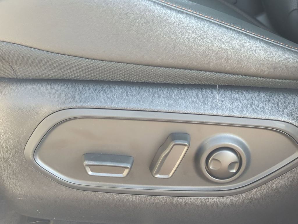 Thumbnail: 2026 Jeep Cherokee - 25