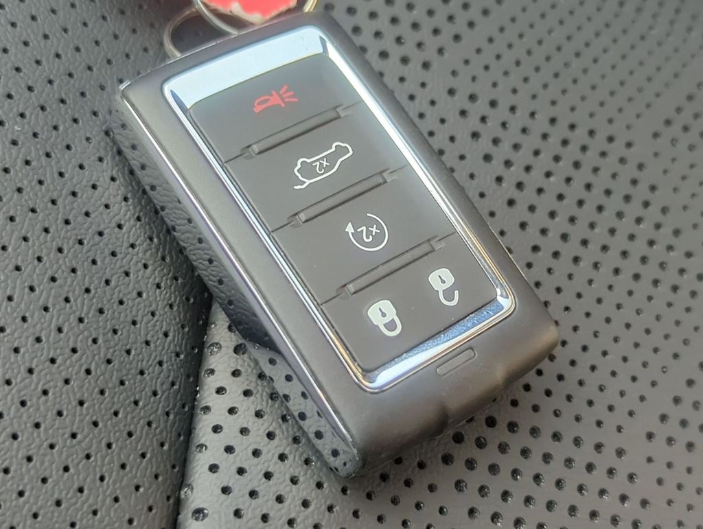 Thumbnail: 2026 Jeep Cherokee - 38