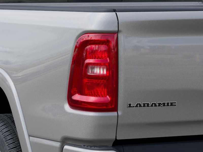Thumbnail: 2026 RAM 1500 - 18