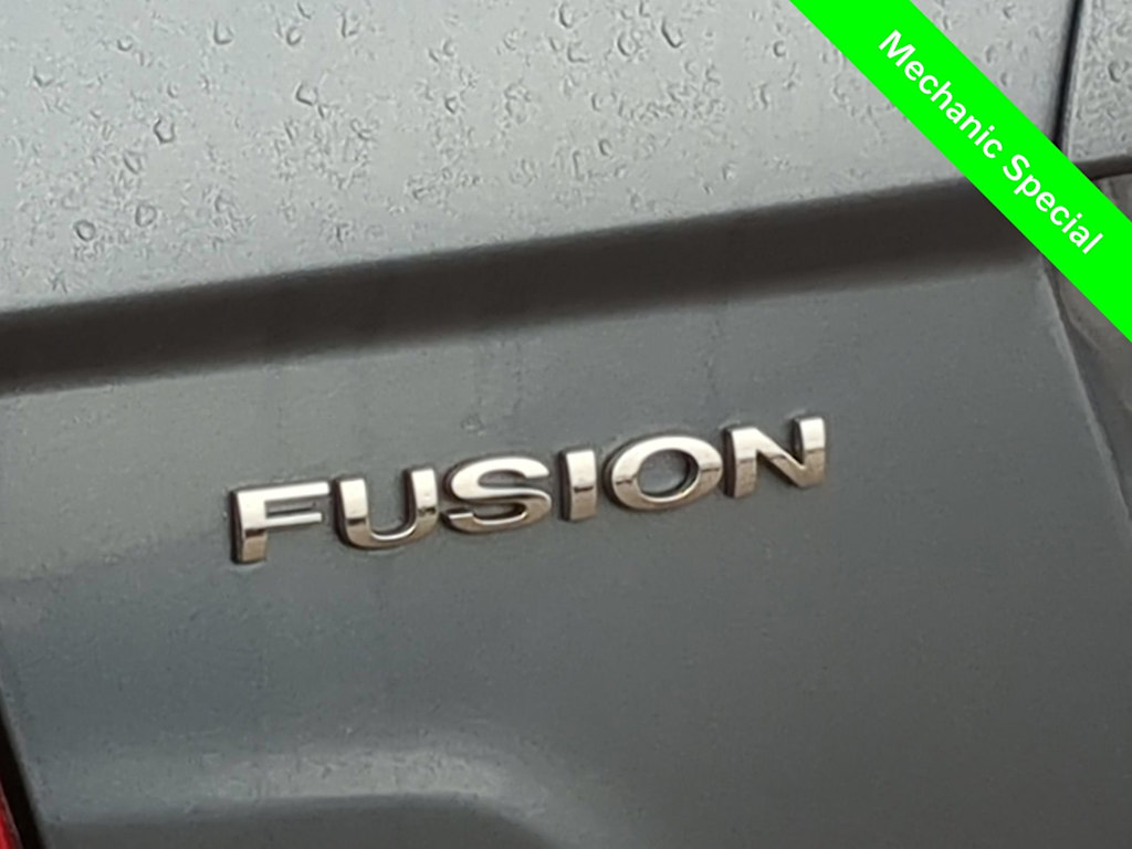 Thumbnail: 2011 Ford Fusion - 24