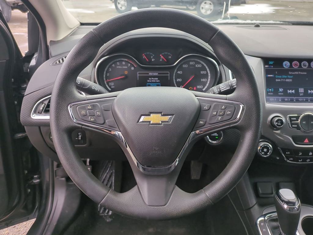 2017 Chevrolet Cruze LT 13