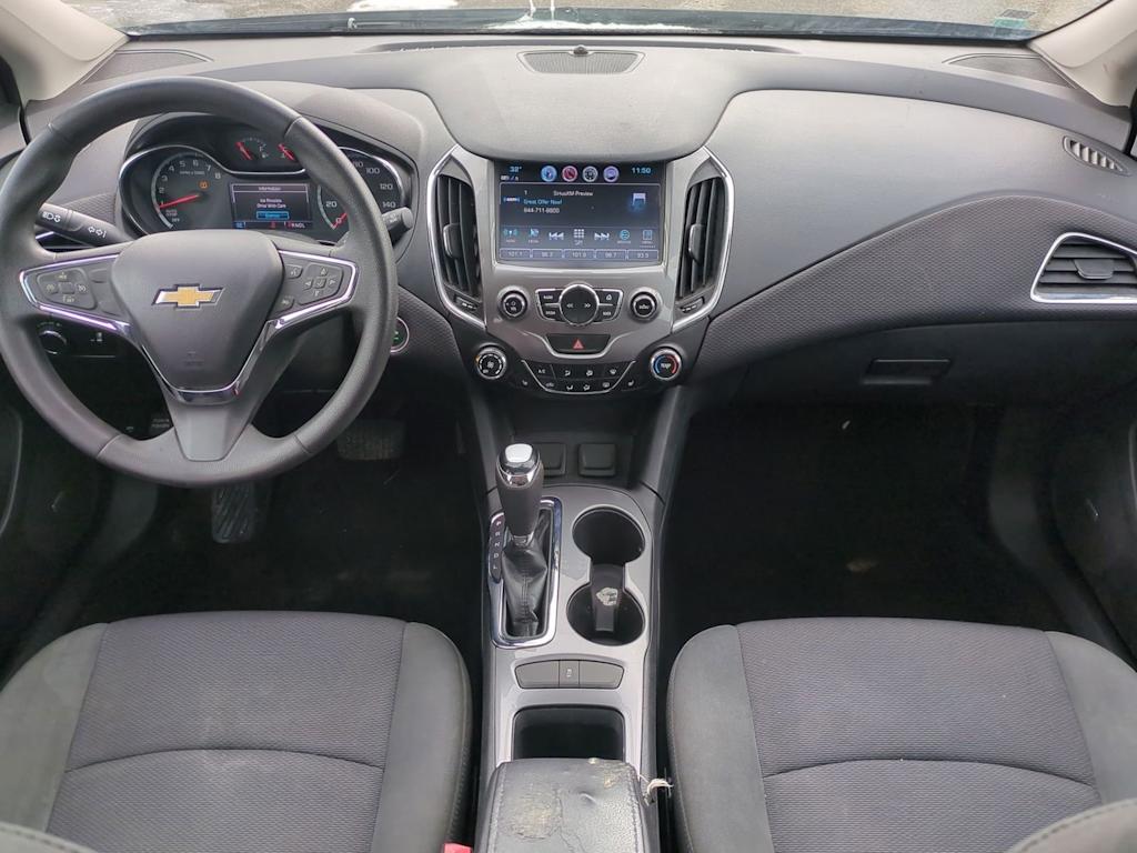 2017 Chevrolet Cruze LT 9