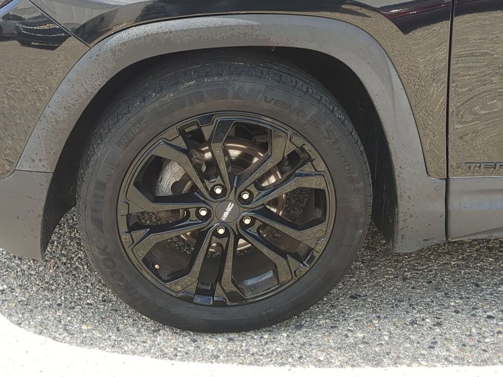 Thumbnail: 2020 GMC Terrain - 8