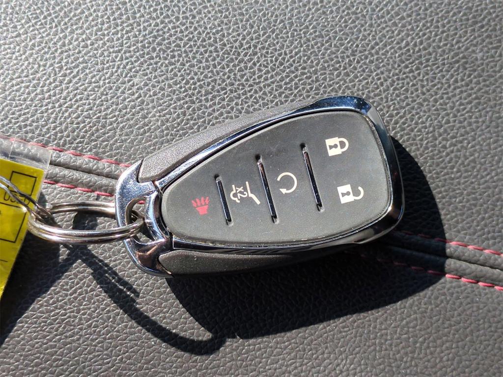 Thumbnail: 2022 Chevrolet Equinox - 18