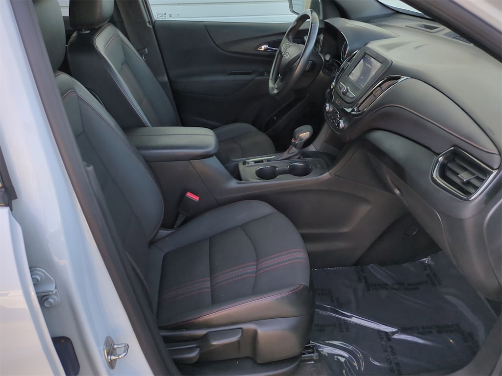 Thumbnail: 2022 Chevrolet Equinox - 11