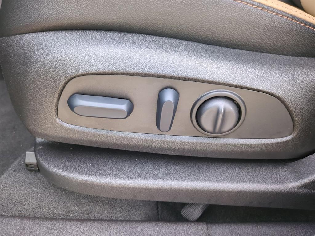 Thumbnail: 2024 Chevrolet Equinox - 26