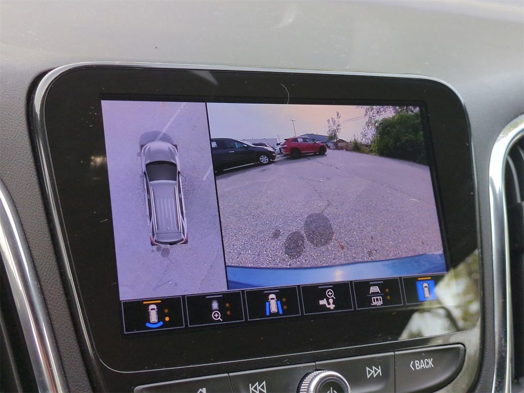 Thumbnail: 2024 Chevrolet Equinox - 33