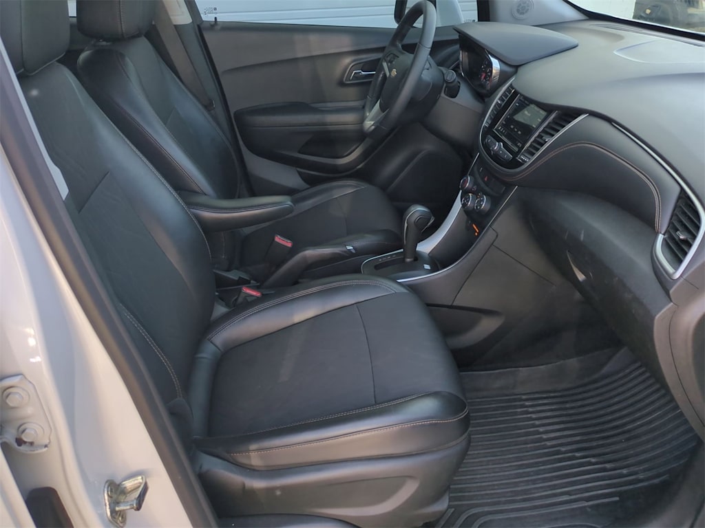 Thumbnail: 2019 Chevrolet Trax - 28