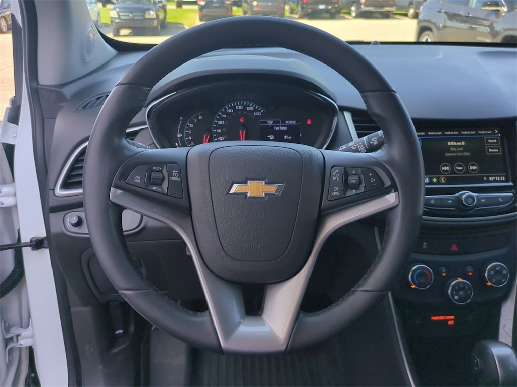 Thumbnail: 2019 Chevrolet Trax - 13