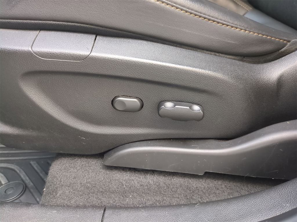 Thumbnail: 2019 Chevrolet Trax - 26