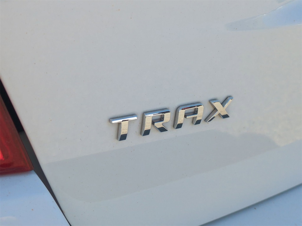 Thumbnail: 2019 Chevrolet Trax - 25