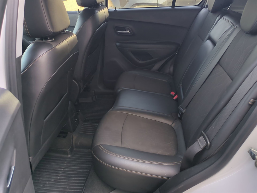 Thumbnail: 2019 Chevrolet Trax - 12