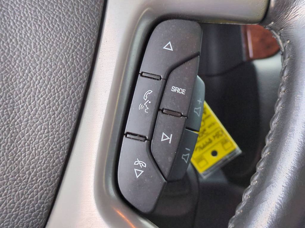 Thumbnail: 2012 Chevrolet Avalanche 1500 - 30