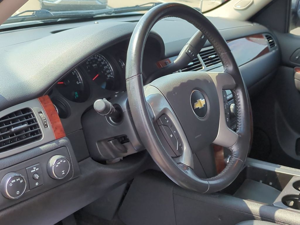 Thumbnail: 2012 Chevrolet Avalanche 1500 - 2