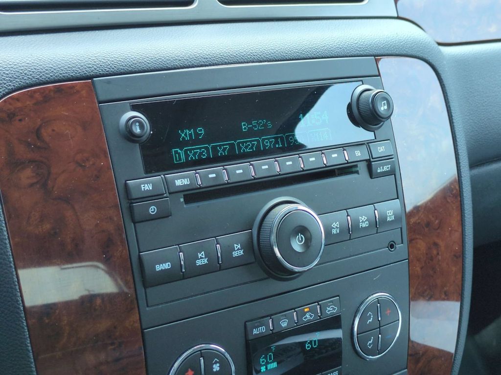 Thumbnail: 2012 Chevrolet Avalanche 1500 - 14