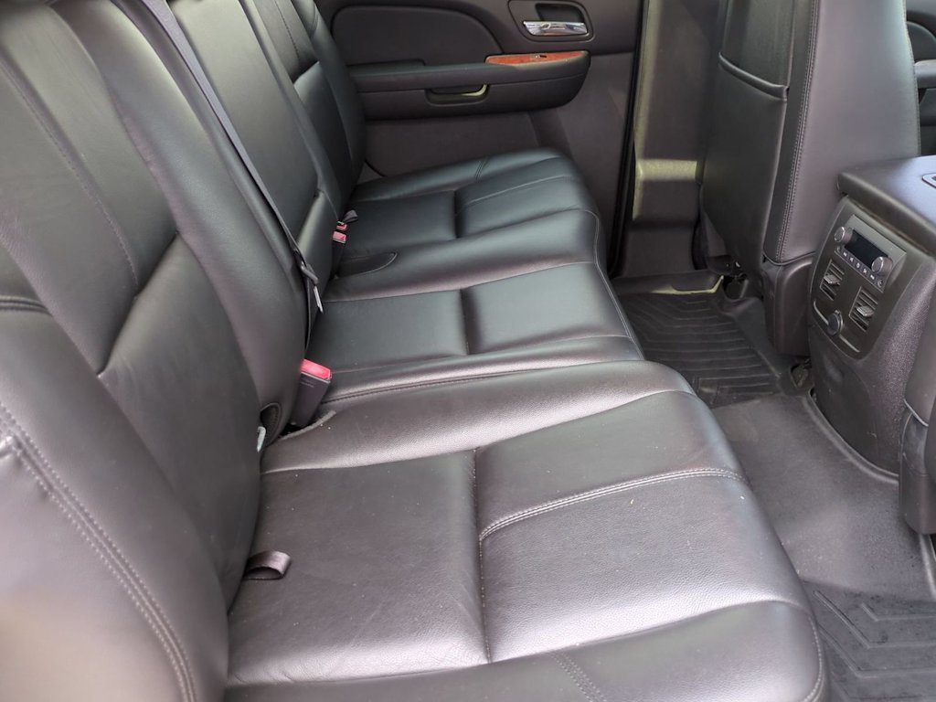 Thumbnail: 2012 Chevrolet Avalanche 1500 - 28