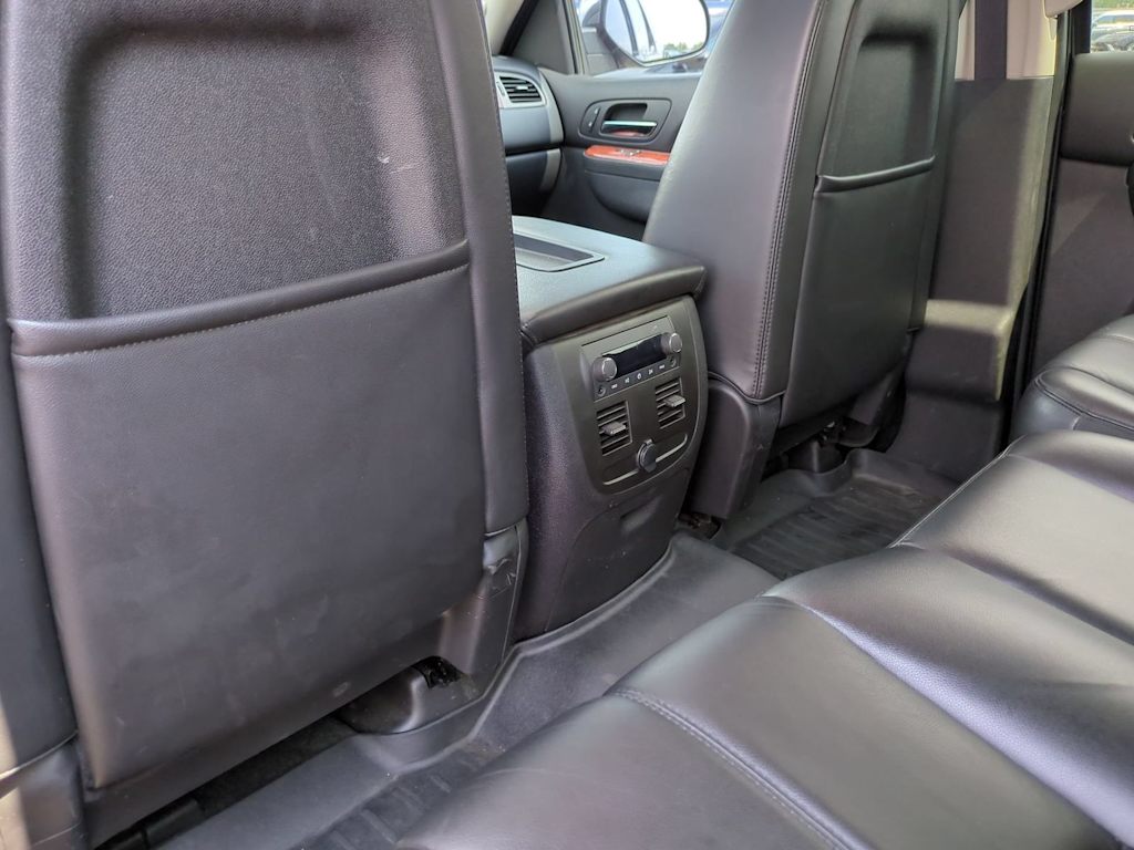 Thumbnail: 2012 Chevrolet Avalanche 1500 - 12