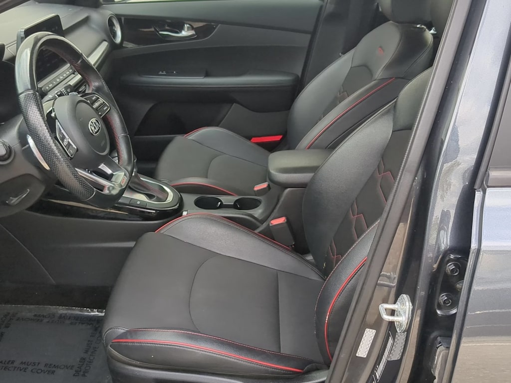 Thumbnail: 2021 Kia Forte - 10