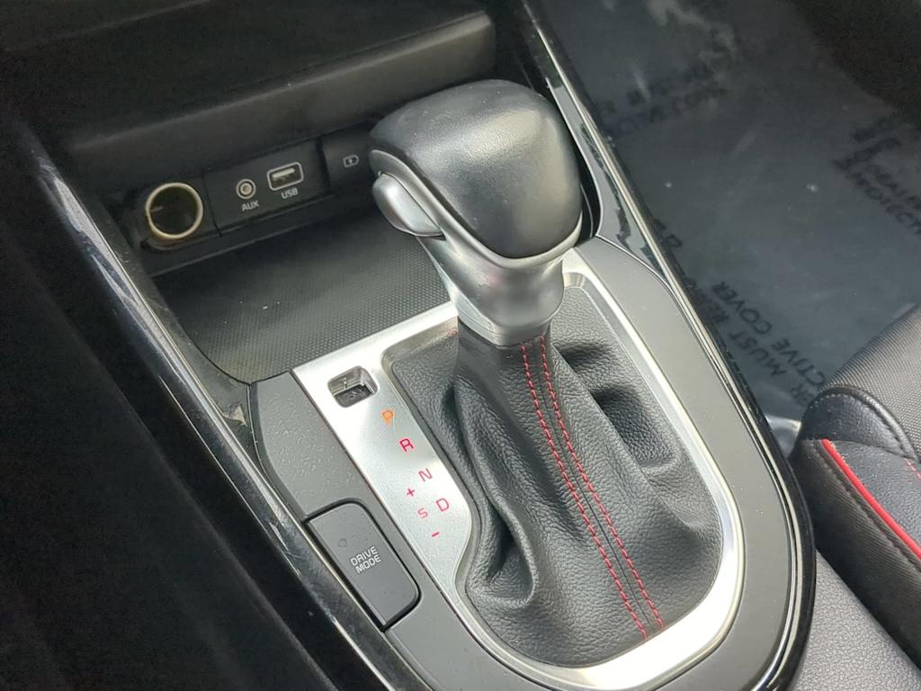 Thumbnail: 2021 Kia Forte - 15