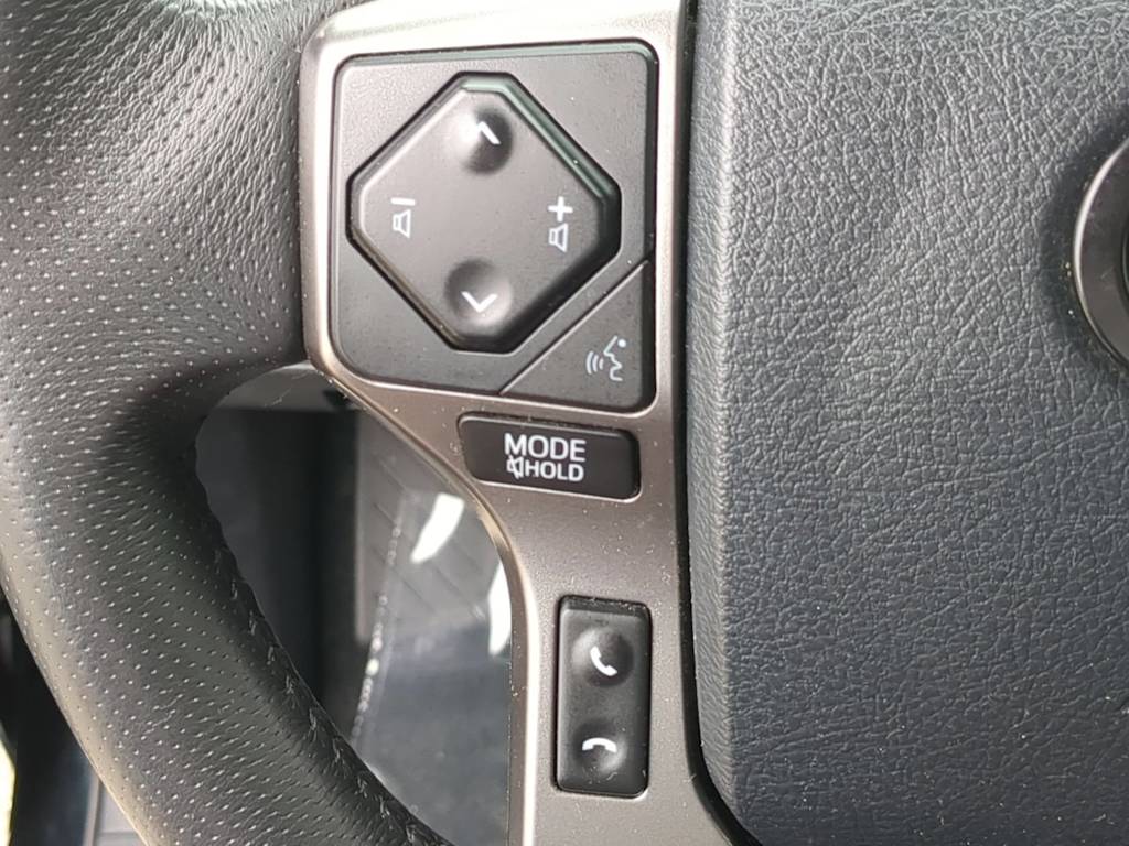 Thumbnail: 2019 Toyota Tacoma - 25