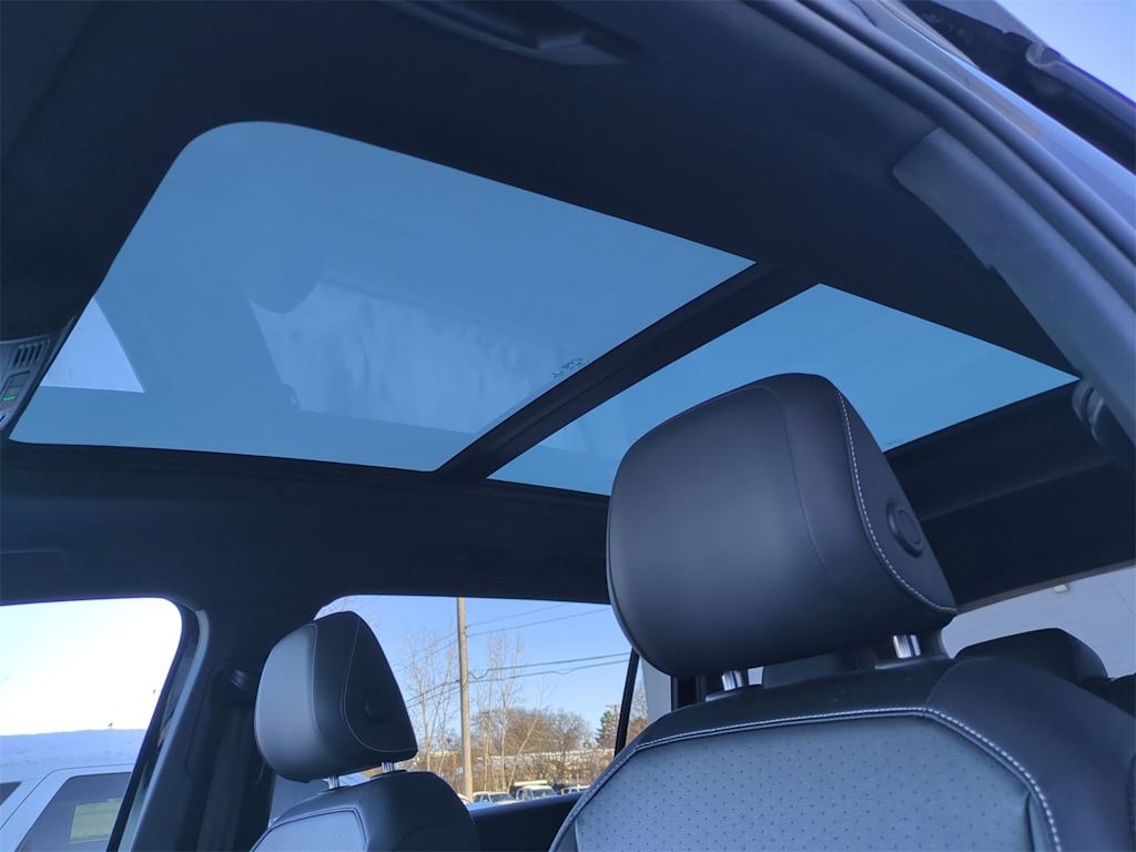 Thumbnail: 2022 Volkswagen Tiguan - 26