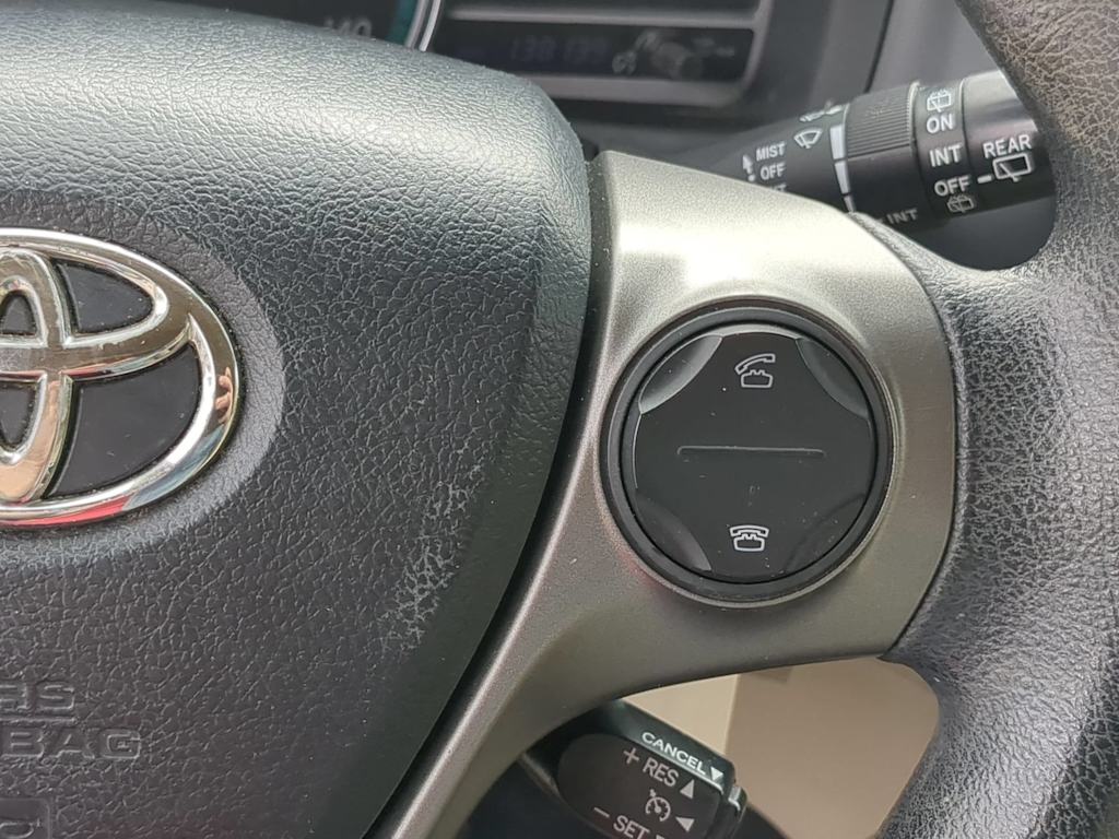 Thumbnail: 2013 Toyota Venza - 28