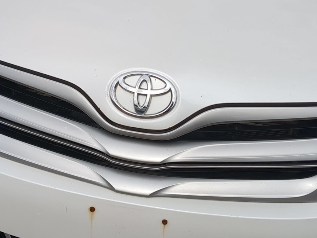 Thumbnail: 2013 Toyota Venza - 7