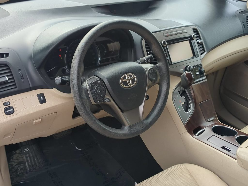 Thumbnail: 2013 Toyota Venza - 2