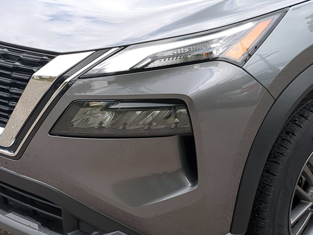 Thumbnail: 2023 Nissan Rogue - 16