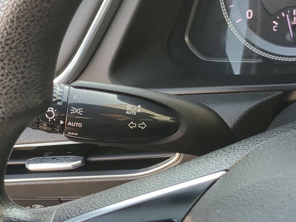 Thumbnail: 2020 Hyundai Sonata - 30