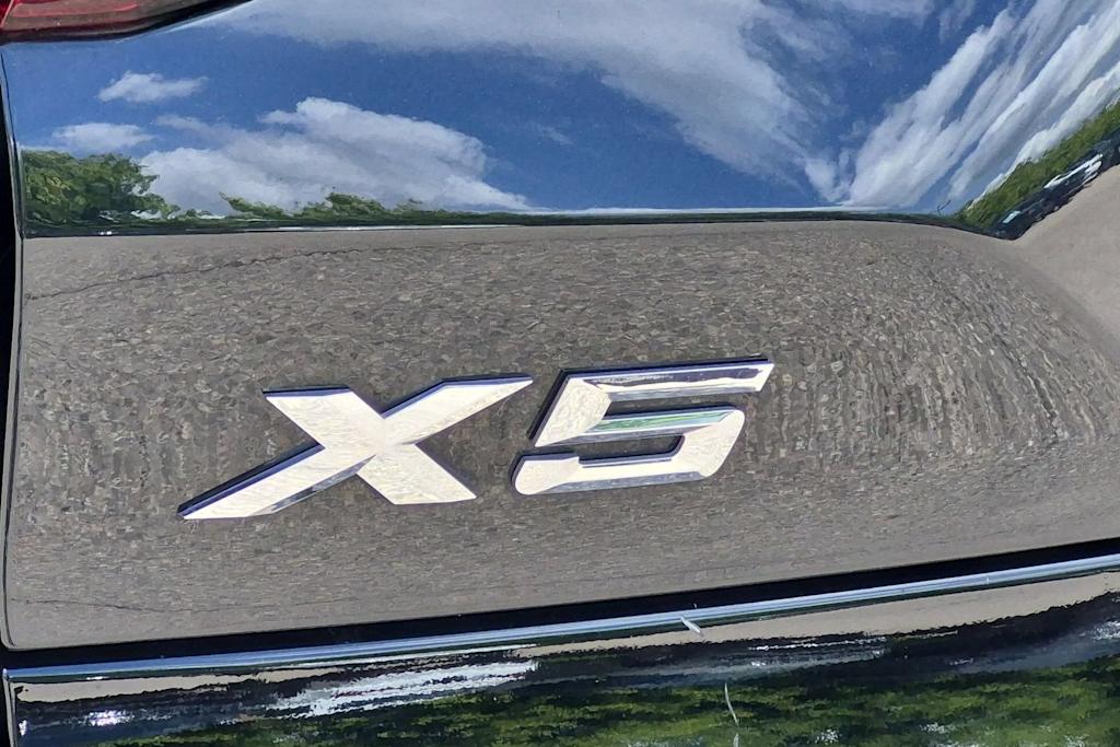 Thumbnail: 2023 BMW X5 - 26