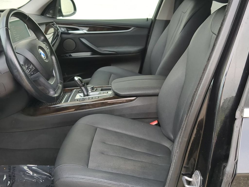 Thumbnail: 2016 BMW X5 - 10