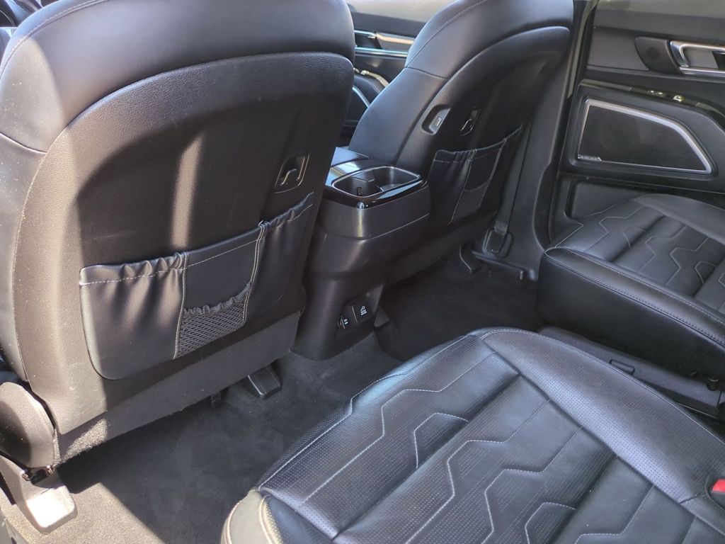 Thumbnail: 2022 Kia Telluride - 13