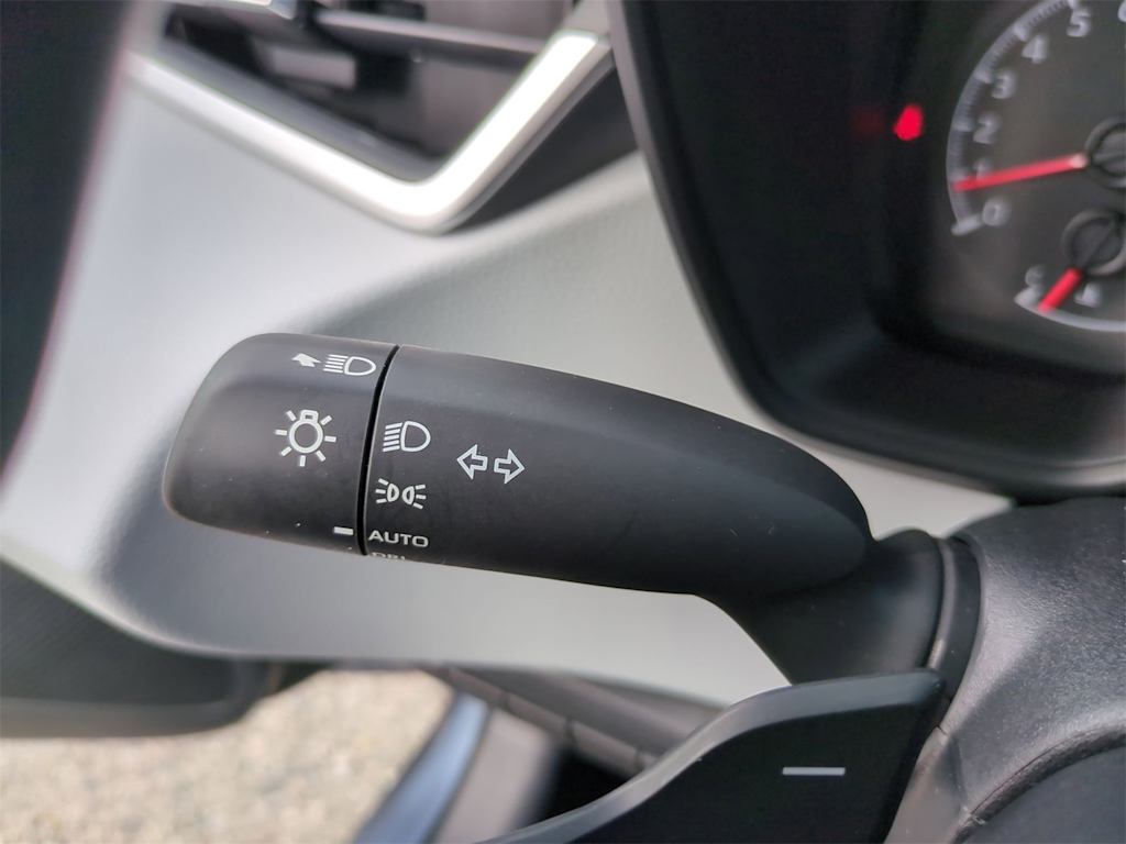 Thumbnail: 2022 Toyota Corolla - 15