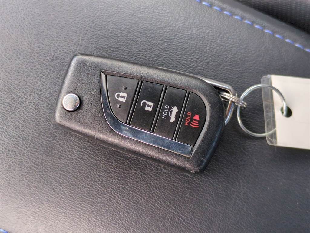 Thumbnail: 2022 Toyota Corolla - 18