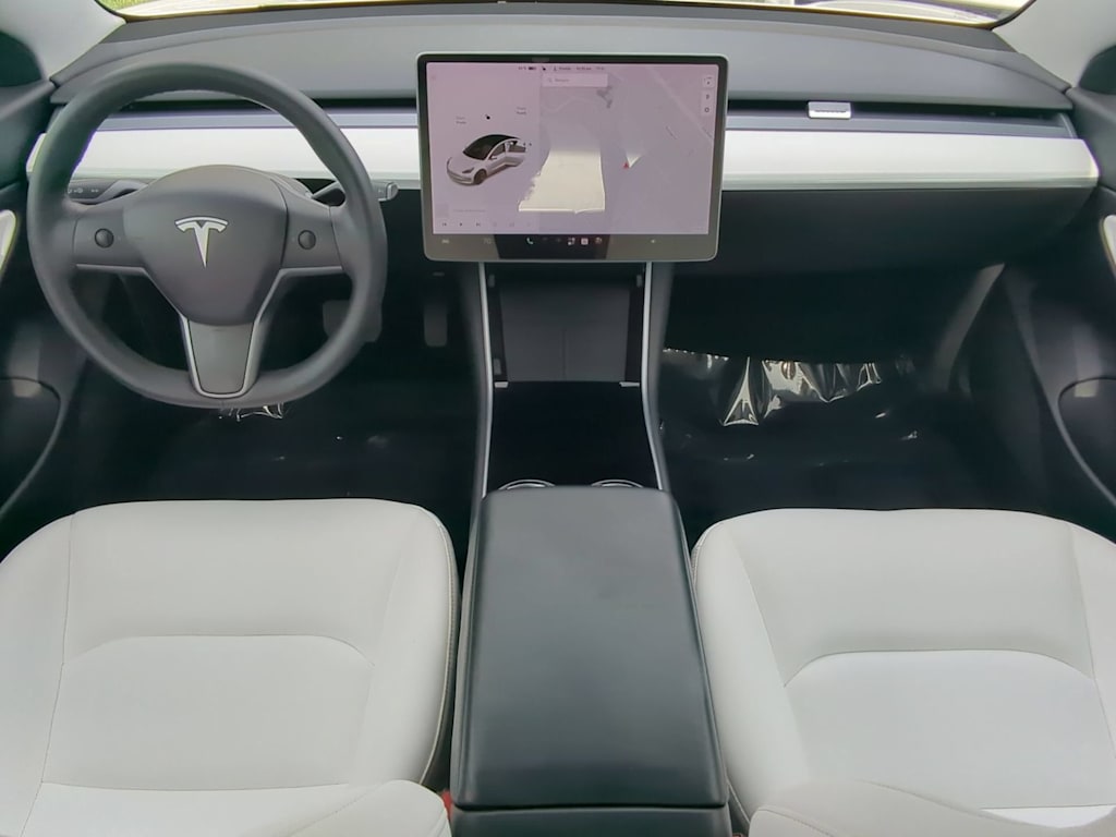 Thumbnail: 2020 Tesla Model 3 - 9