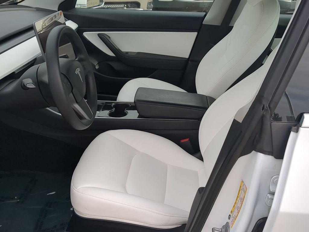 Thumbnail: 2020 Tesla Model 3 - 10