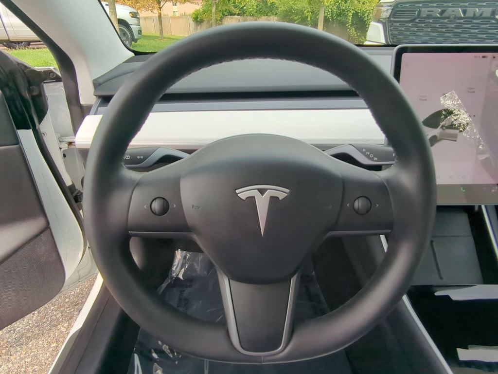 Thumbnail: 2020 Tesla Model 3 - 13