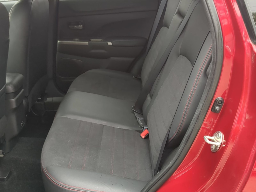 Thumbnail: 2023 Mitsubishi Outlander Sport - 24