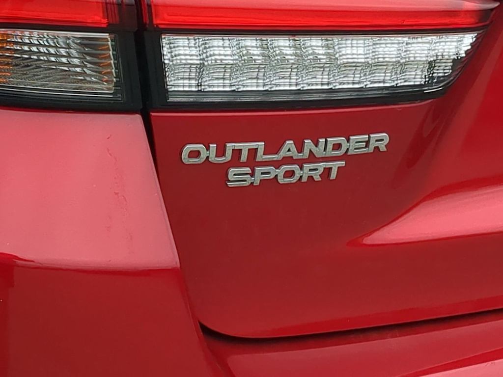 Thumbnail: 2023 Mitsubishi Outlander Sport - 22