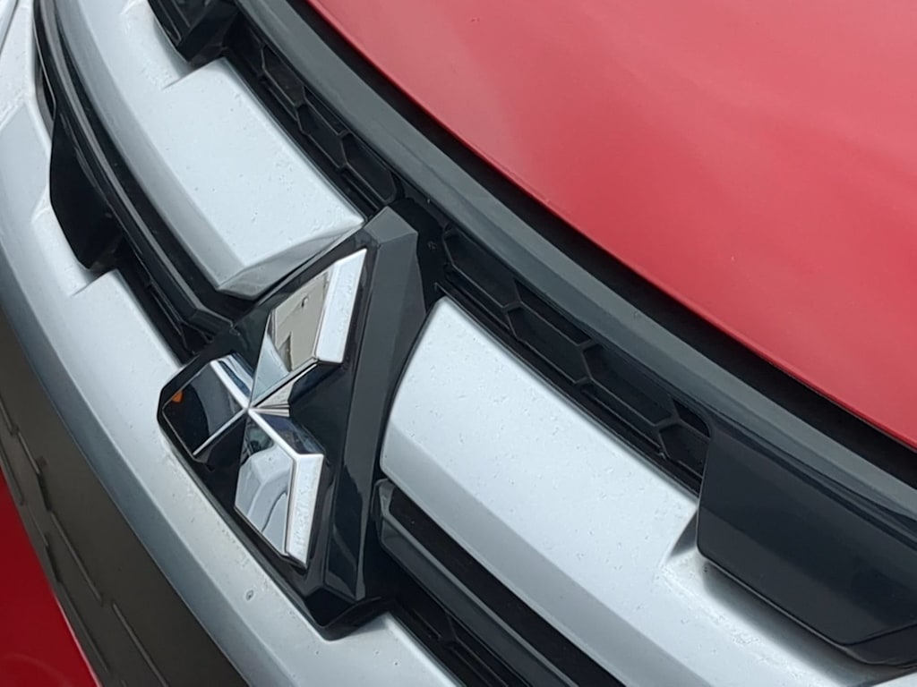 Thumbnail: 2023 Mitsubishi Outlander Sport - 7