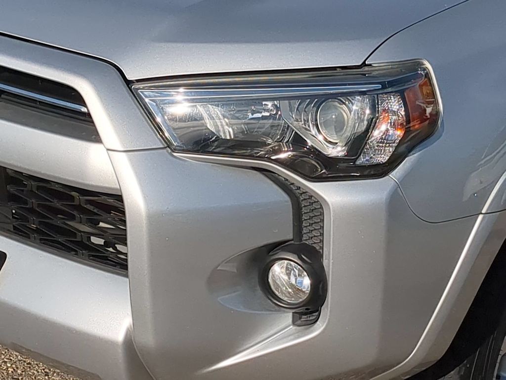 Thumbnail: 2020 Toyota 4Runner - 22