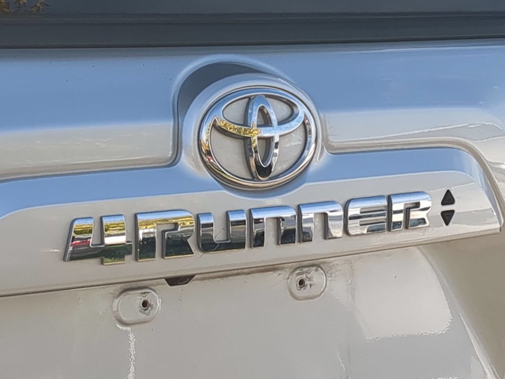 Thumbnail: 2020 Toyota 4Runner - 23
