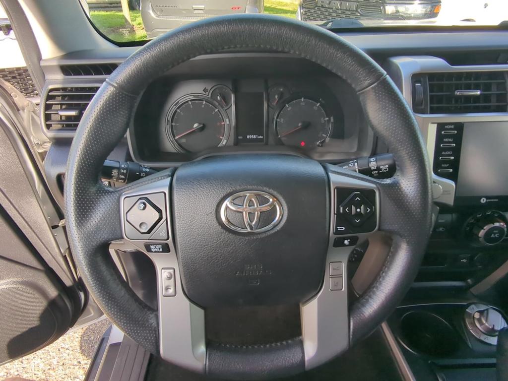 Thumbnail: 2020 Toyota 4Runner - 13